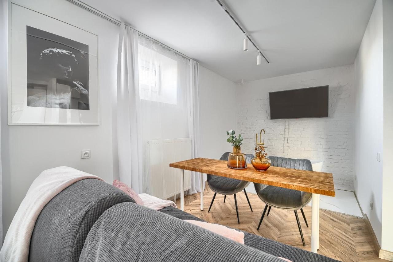 Apartamenty Munn 1 شتشيتسين المظهر الخارجي الصورة