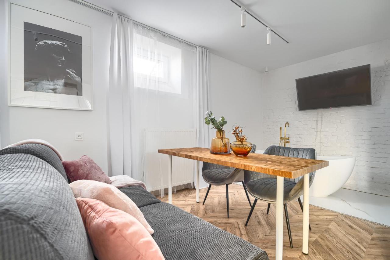 Apartamenty Munn 1 شتشيتسين المظهر الخارجي الصورة